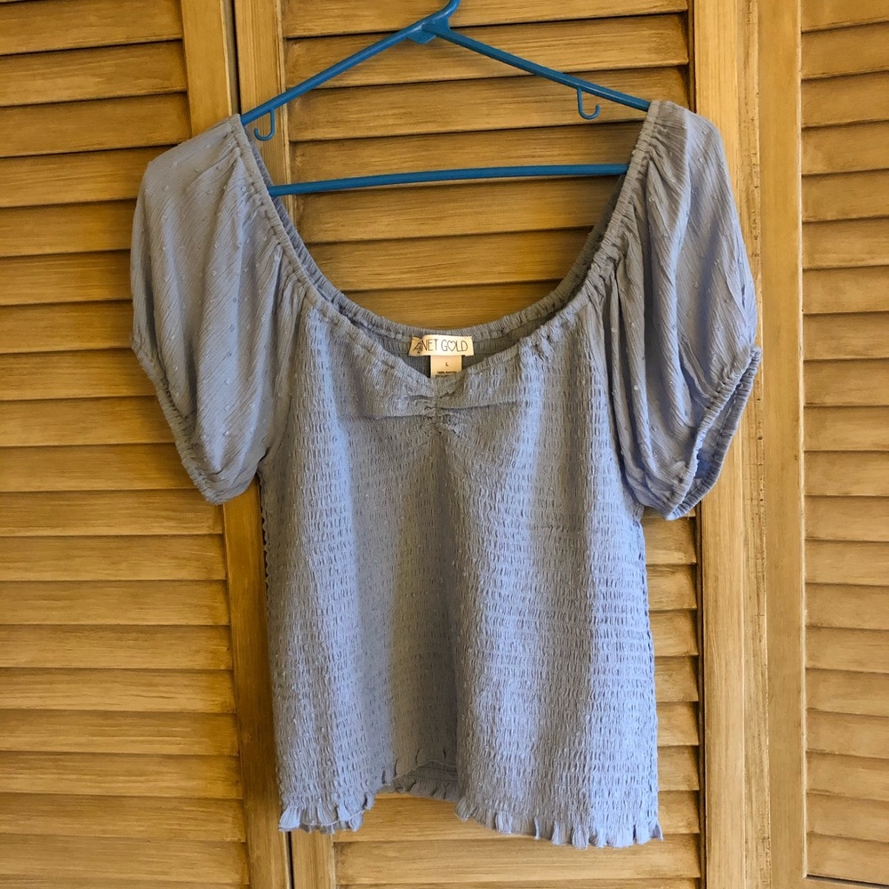 Forever blue puff sleeve crinkle top Sz L NWT